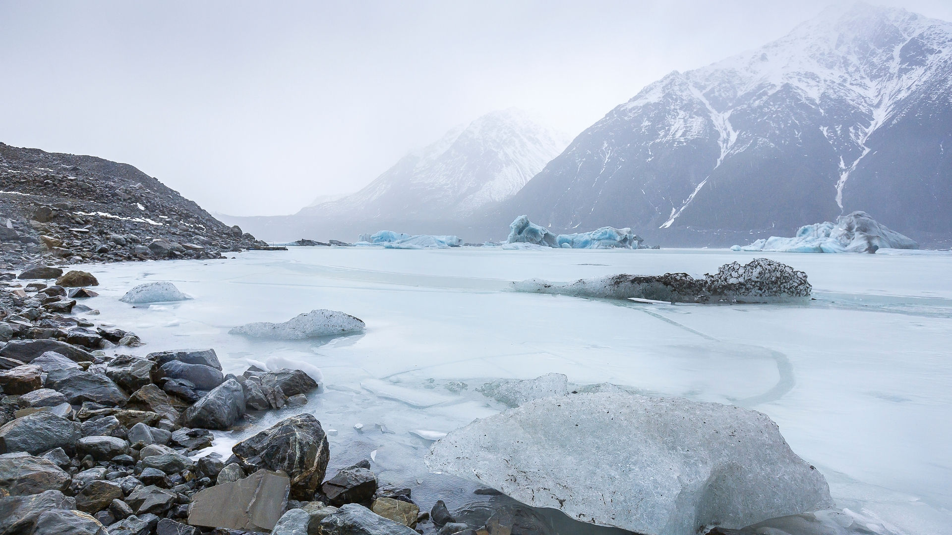 Snow alpine winter New Zealand elopement