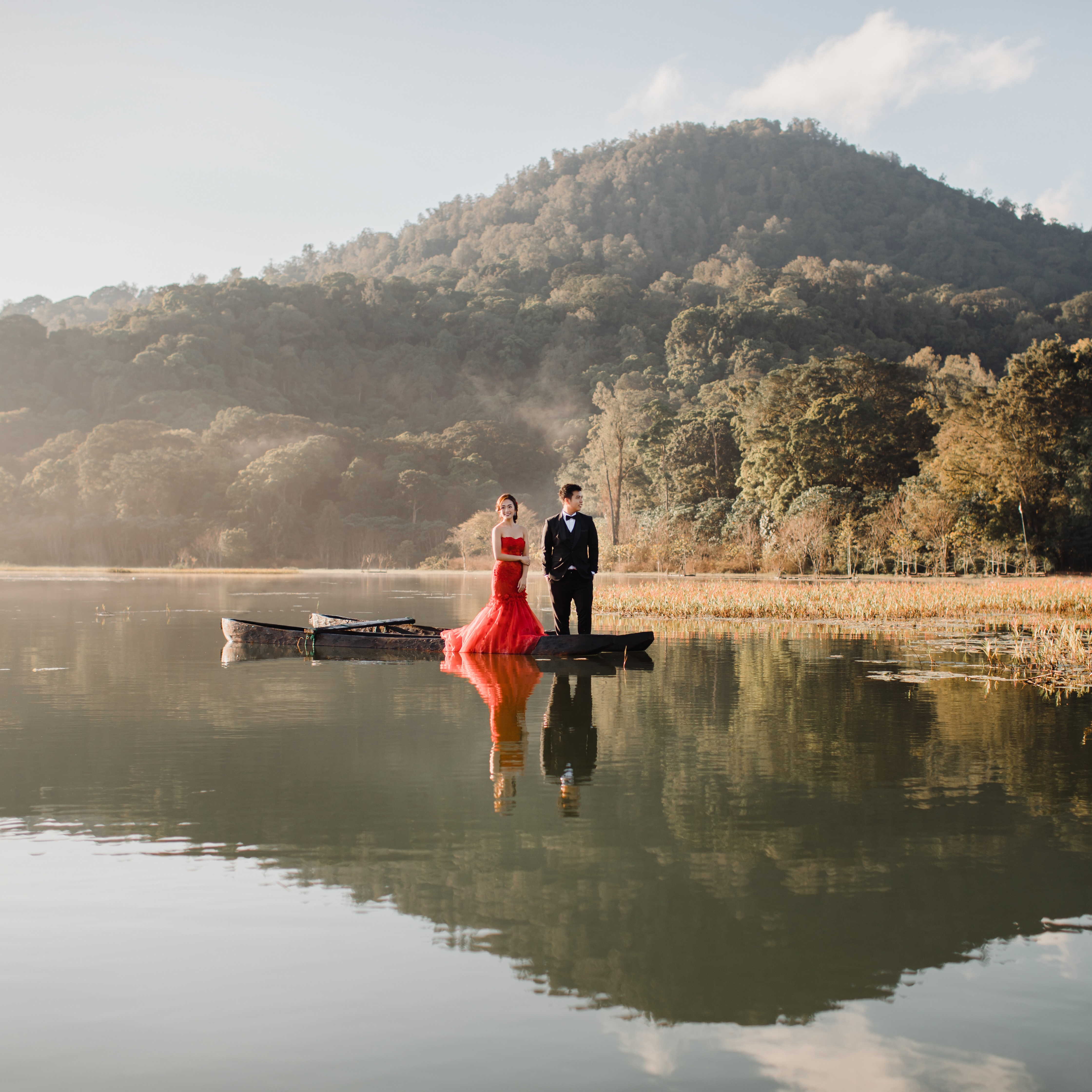 Couple at Lake Tamblingan